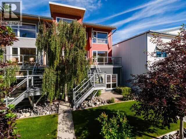 Property Photo: 11-11-404 Hanson Street YT Y1A 1Z1