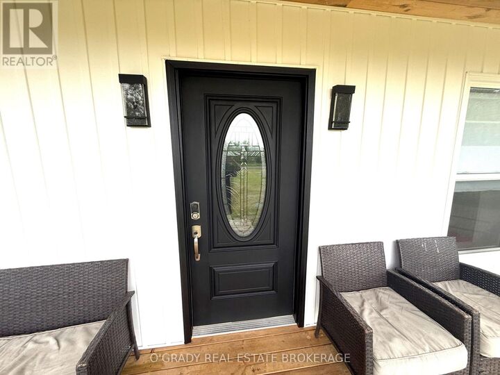 Property Photo: 94 Caintown Road ON K0E 1R0