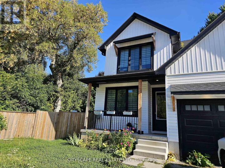 Property Photo:  274 Bell Street  ON N5C 2P3 