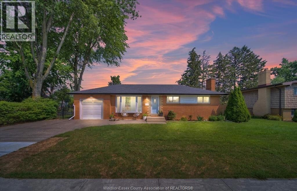 Property Photo: 1180 Cabana Rd W ON N9G 1B4