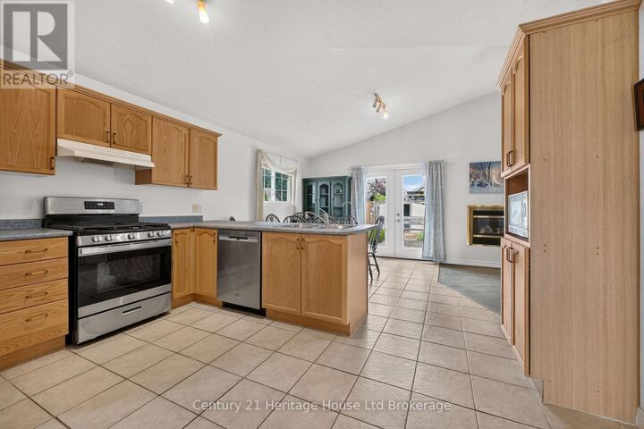 Property Photo: 26 Peach Street ON N4G 5N6
