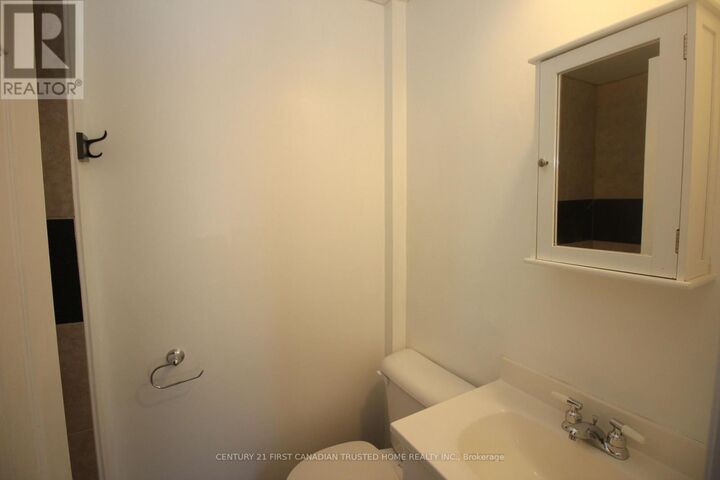 Property Photo: 12 Weston Street Upper ON N6C 1R1