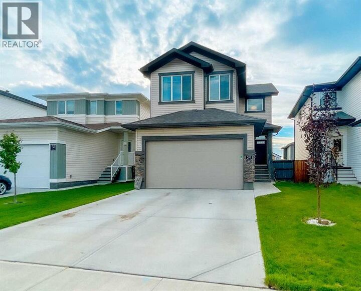 Property Photo: 291 Northlander Bend West AB T1J 5N1