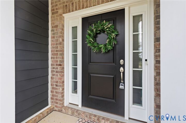 Property Photo:  8147 Carriage Homes Drive  VA 23294 