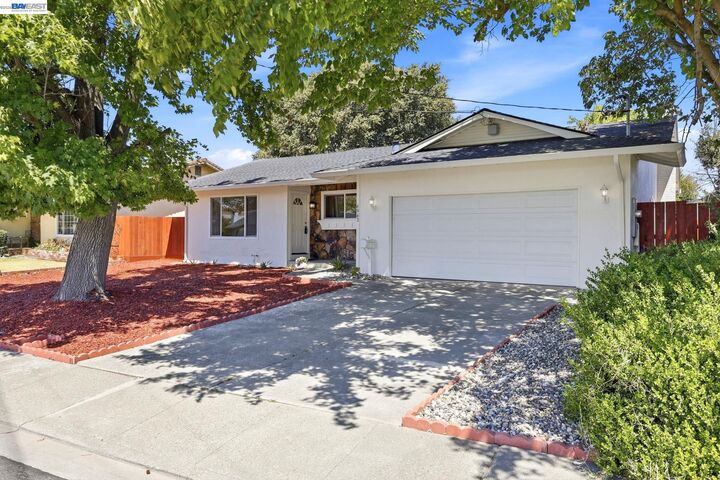 Property Photo: 6963 Portage Rd CA 94568