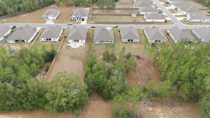 Property Photo:  2452 Dakota Way  FL 32536 