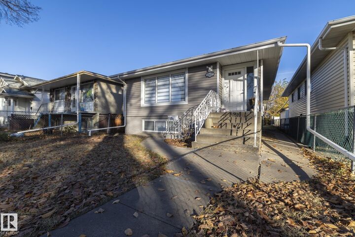 Property Photo:  11427 90 Street NW  AB T5B 3X8 