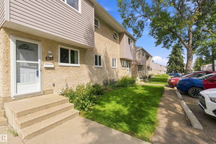 Property Photo:  5231 51 Street 103  AB T0A 0K0 