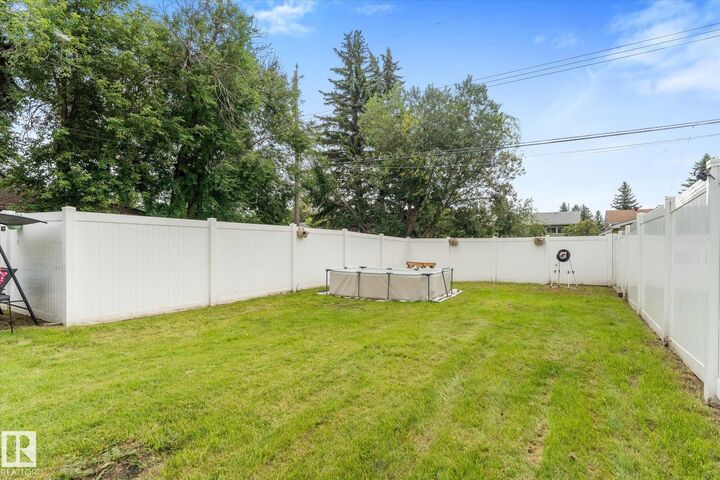 Property Photo: 12923 137 Avenue NW AB T5L 4C3