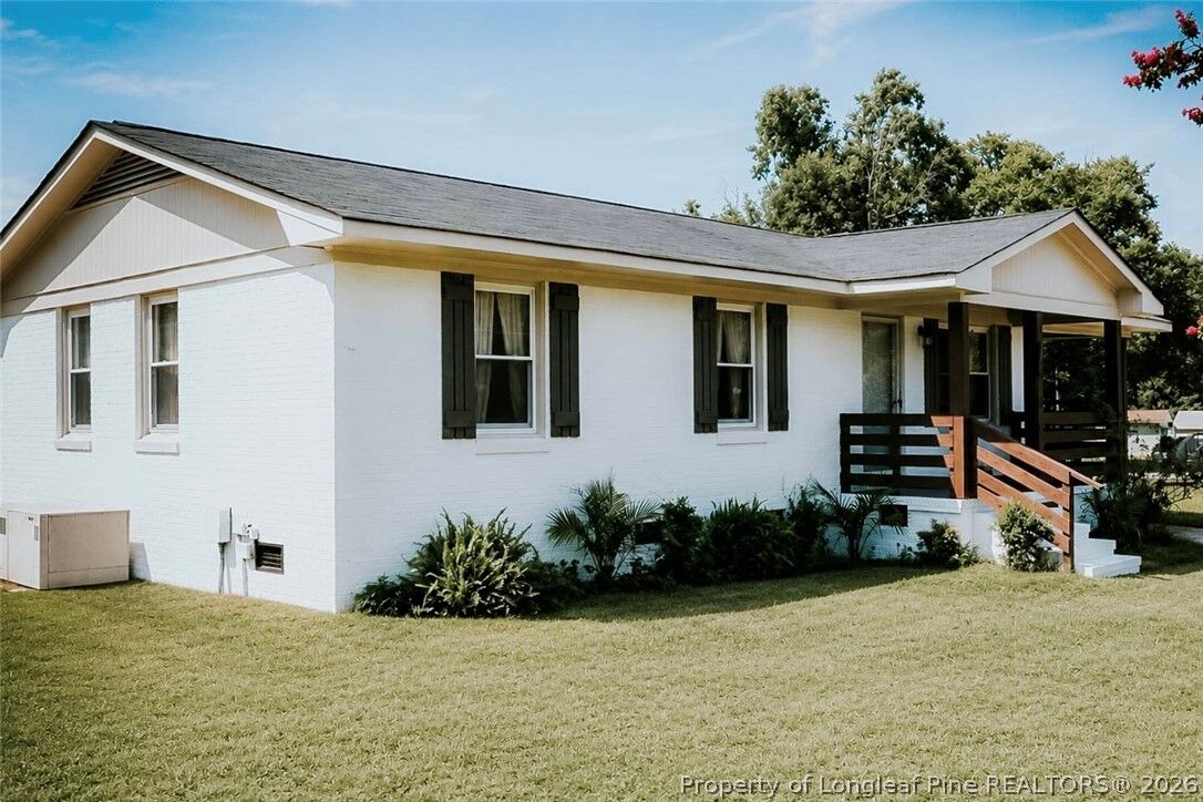 Property Photo: 511 Odum Road NC 28360