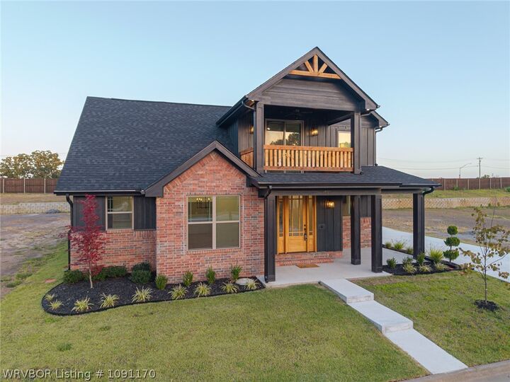 Property Photo: 6929 Alianna Way AR 72916