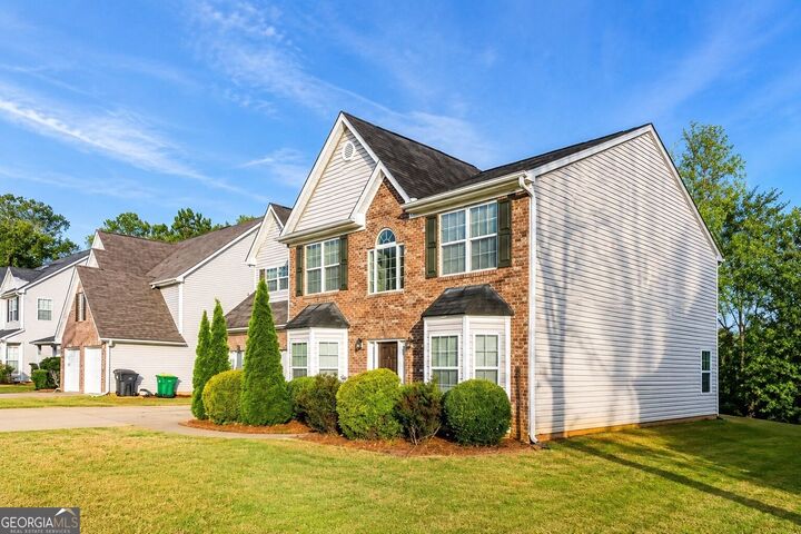Property Photo: 4033 Roxberry Hill Lane GA 30518