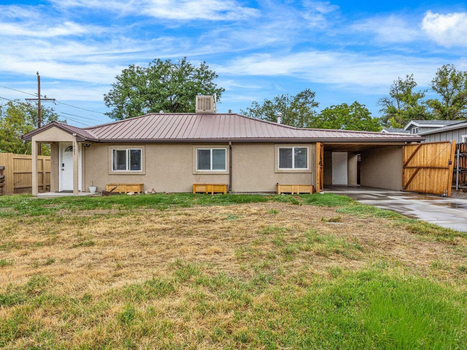 Property Photo:  1925 N 15th Street  CO 81501 