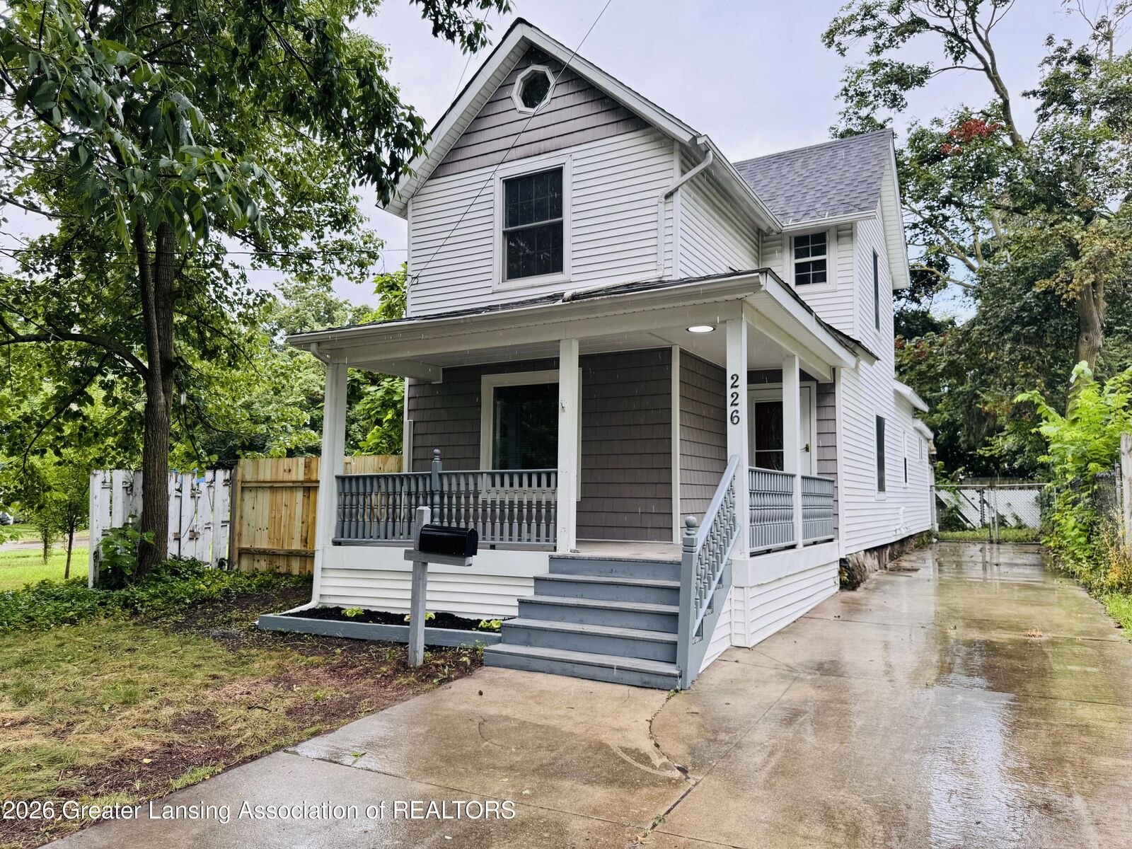 Property Photo: 226 S 8th Street MI 48912