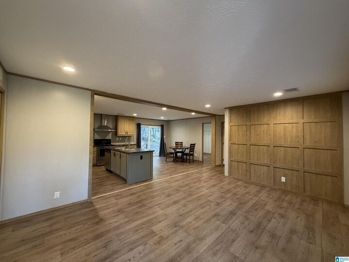 Property Photo: 101 Wilson Glen Drive AL 35186