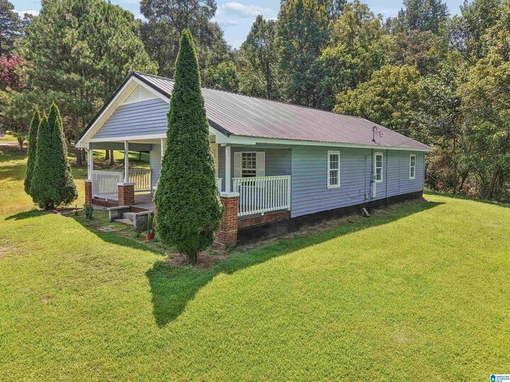 Property Photo: 102 Roll Tide Road AL 35121