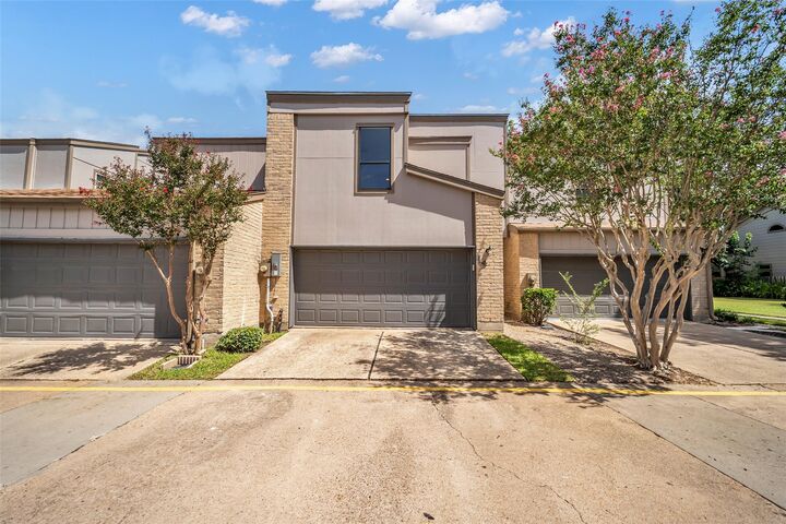 Property Photo:  880 Tully Road 14  TX 77079 