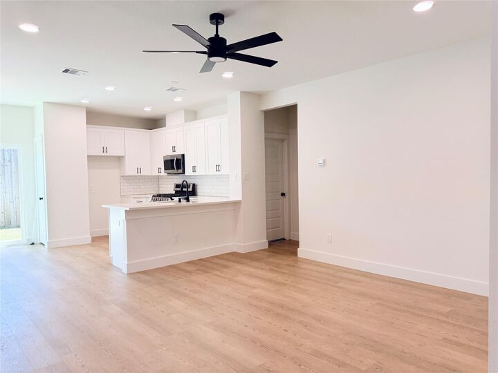Property Photo: 16575 Oasis Glade Drive TX 77407