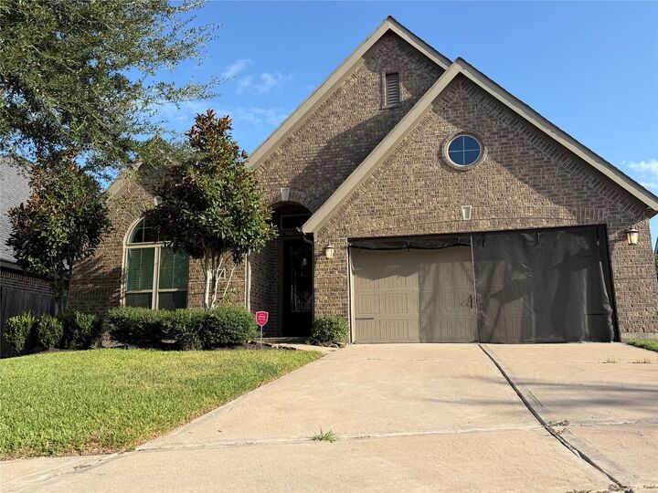 Property Photo: 3319 Sky Run Court TX 77459