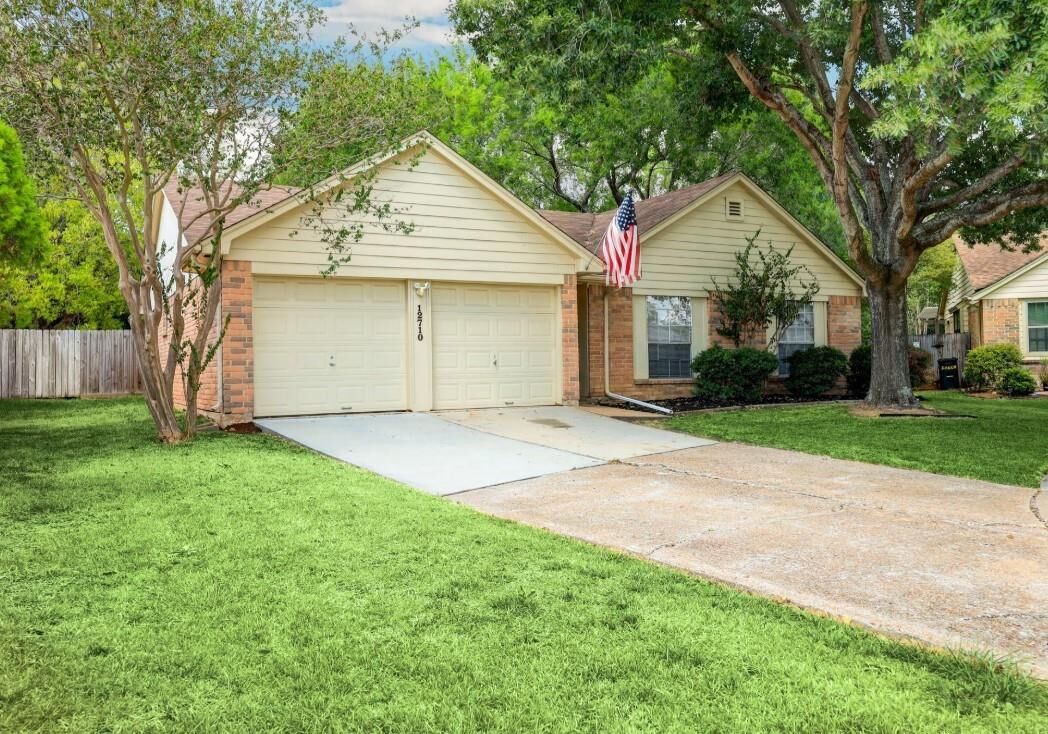 Property Photo: 12710 Fenimore Court TX 77478