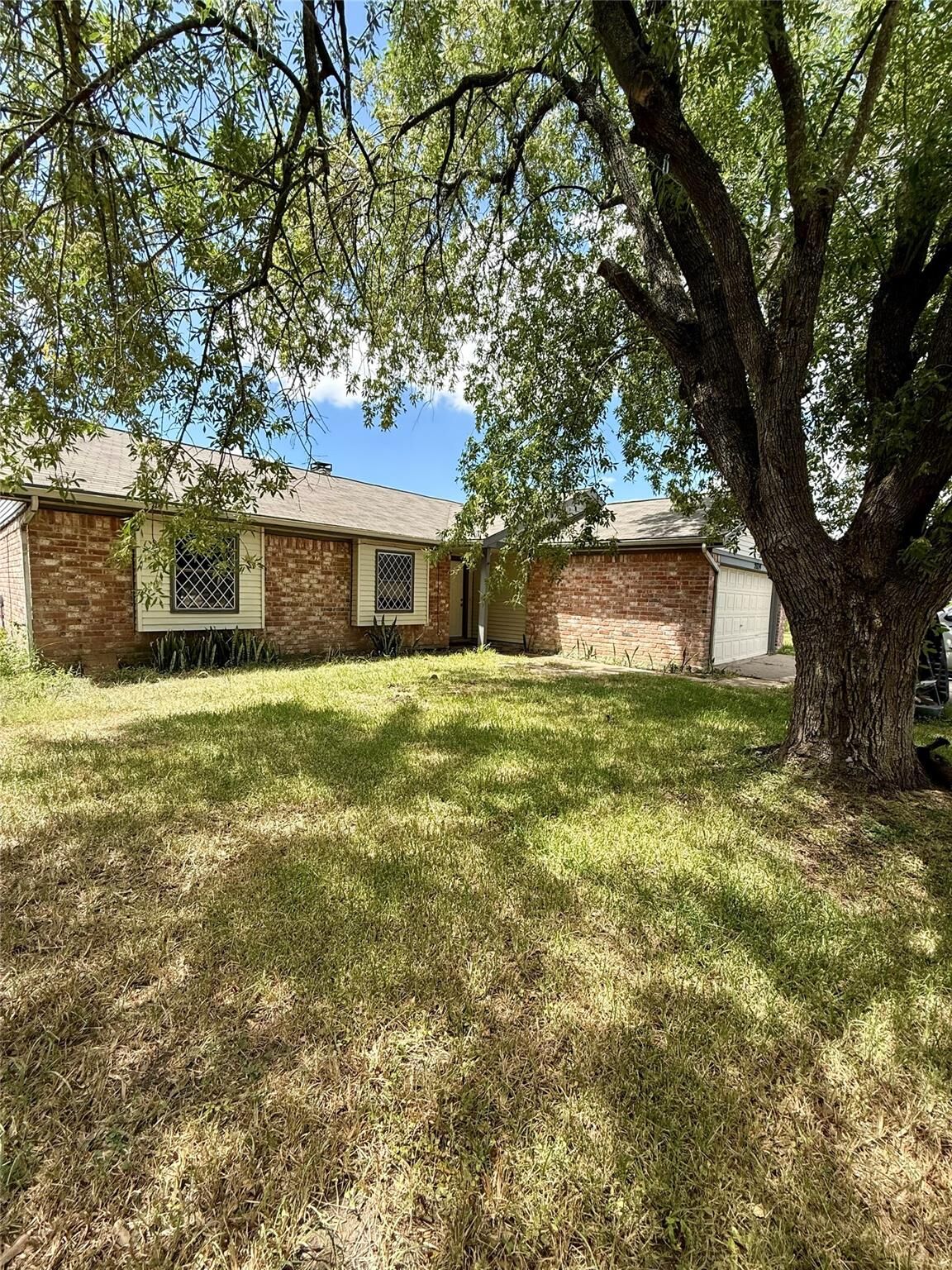 Property Photo: 21139 Carmel Valley Drive TX 77449