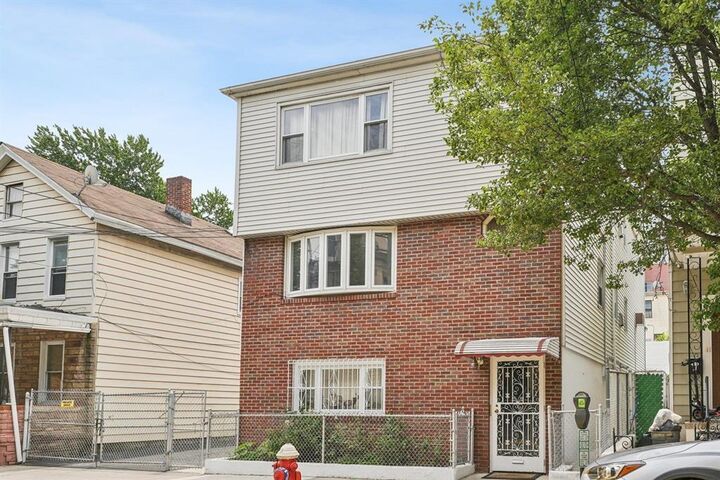 Property Photo:  529 38th St #2  NJ 07087 