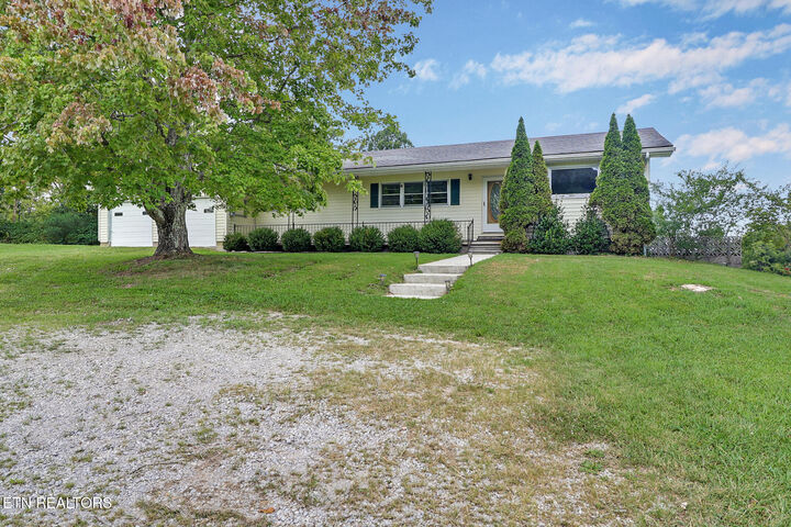 Property Photo:  4357 Round Mountain Rd  TN 38556 