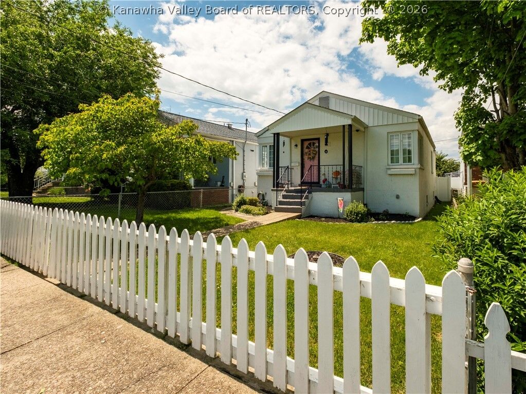 Property Photo: 339 17th Street WV 25064