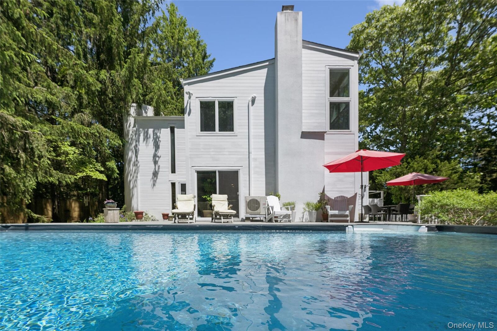 Property Photo:  640 Hands Creek Road  NY 11937 
