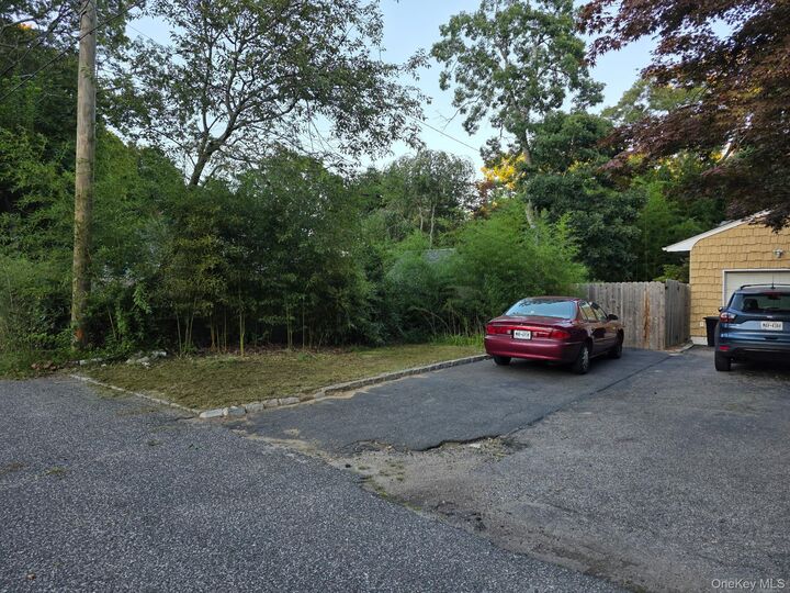 Property Photo:  139 Parkside Avenue  NY 11764 