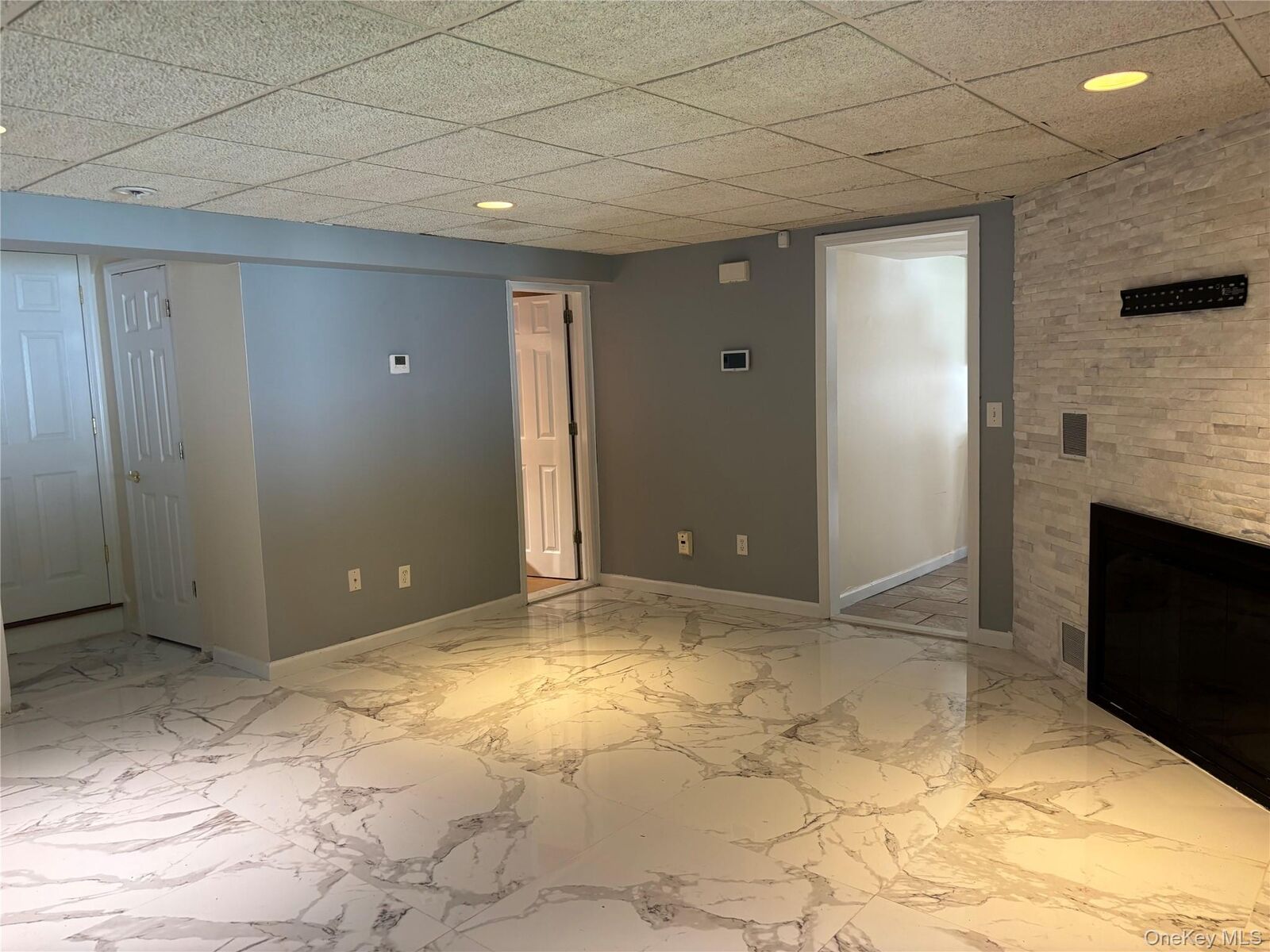 Property Photo:  275 Evergreen Avenue  NY 11746 