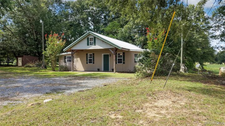 Property Photo: 3065 Claud Fleahop Road AL 36078
