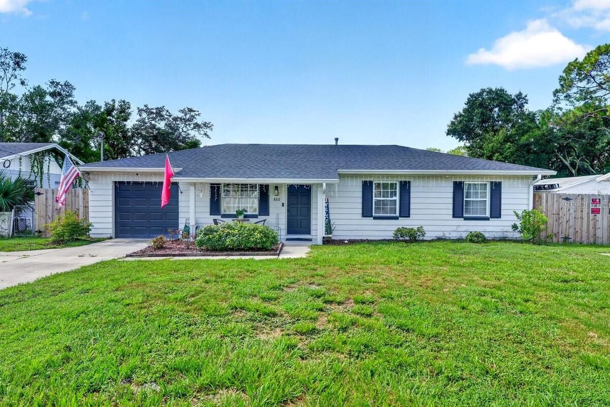 Property Photo:  880 Seminole Avenue  FL 32750 