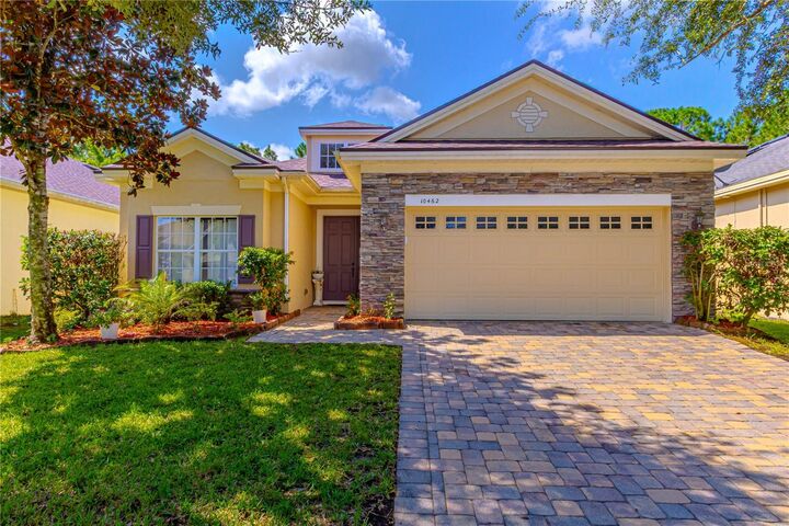 Property Photo:  10462 Willow Ridge Loop  FL 32825 