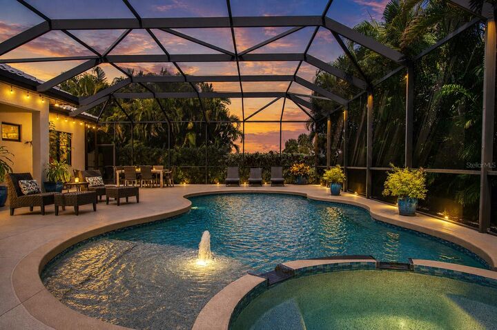 Property Photo:  1929 24th Street Circle W  FL 34221 