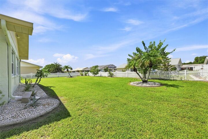 Property Photo:  1804 Fort Duquesna Drive  FL 33573 