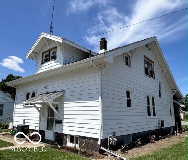 Property Photo: 2115 Schuyler Avenue IN 47904