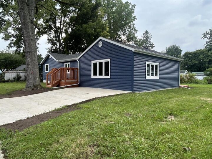 Property Photo: 803 Enterprise Street MI 49107-1492