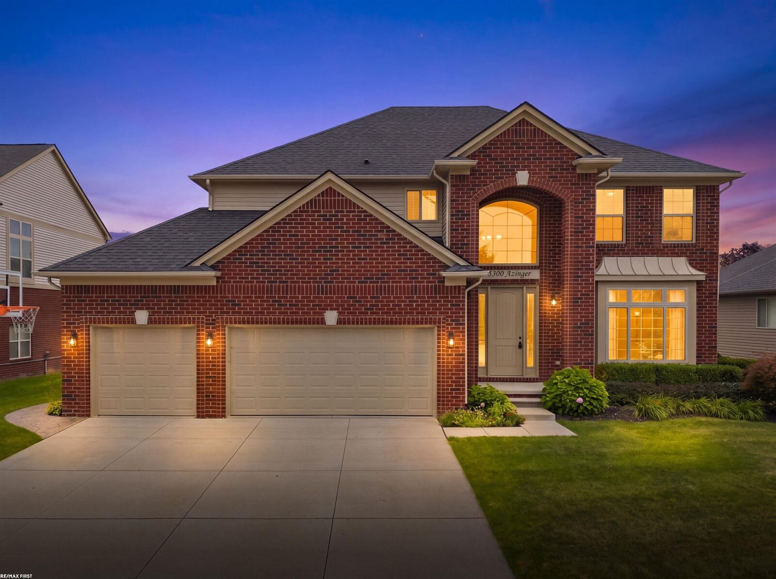 Property Photo:  55300 Azinger Drive  MI 48042 