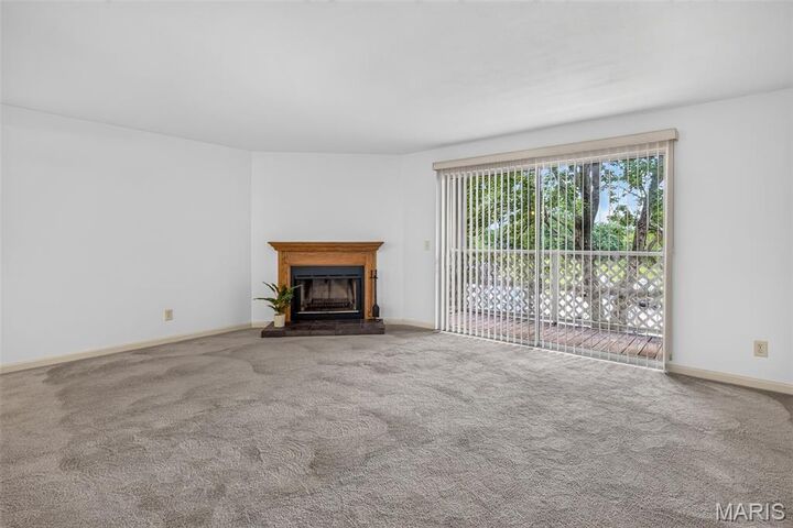 Property Photo:  1211 Mangrove Lane 6  MO 63125 
