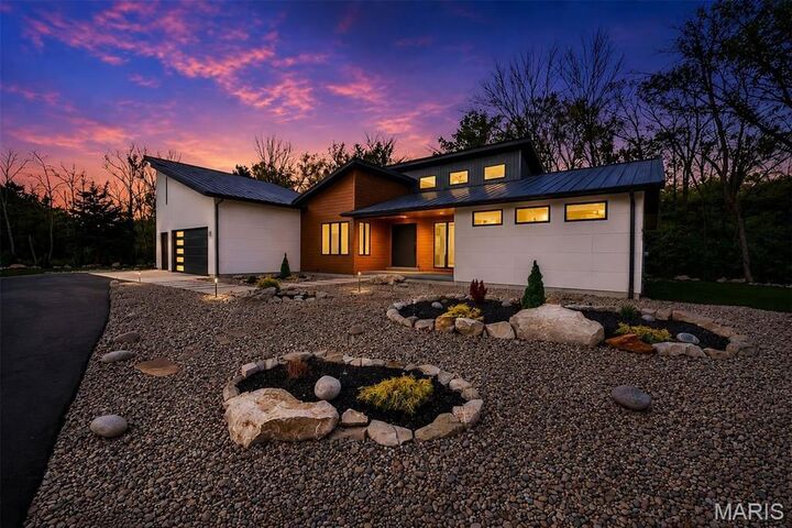 Property Photo:  4513 Du Bourg Lane  MO 63128 
