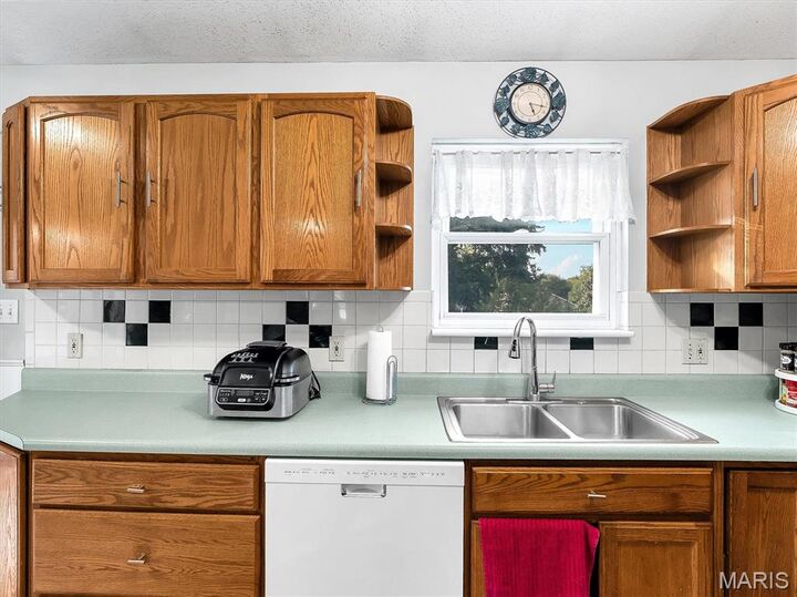 Property Photo: 5001 Melanie Wilkes Lane MO 63089