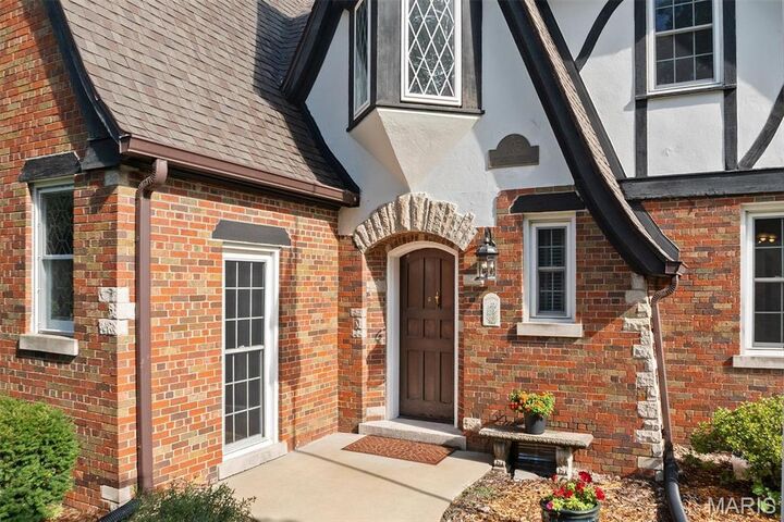 Property Photo:  105 Florence Street  IL 62254 