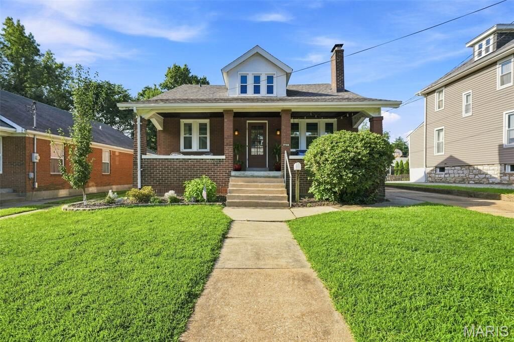 Property Photo: 7722 Devonshire Avenue MO 63119