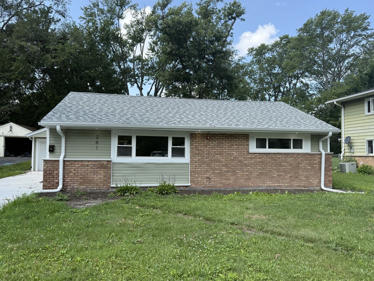 Property Photo: 261 Miami Street IL 60466