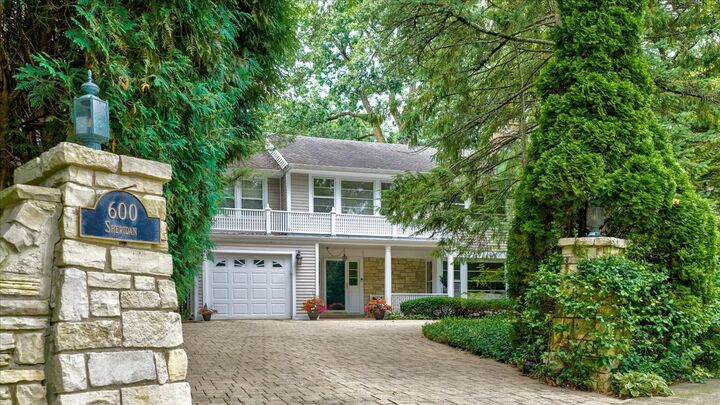Property Photo:  600 Sheridan Road  IL 60093 