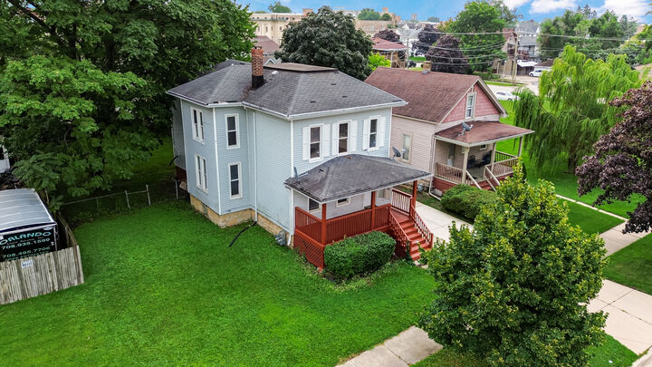 Property Photo:  133 S 7th Avenue  IL 60153 