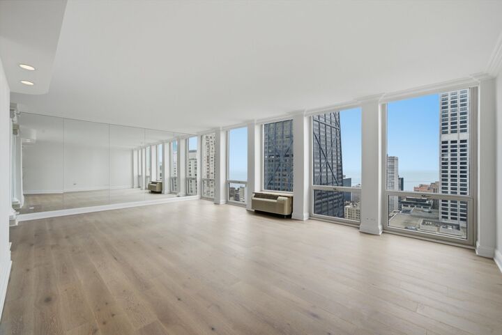 Property Photo:  111 E Chestnut Street 38F  IL 60611 