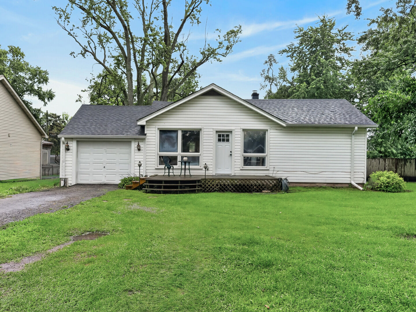 Property Photo:  7107 N Oak Street  IL 60097 