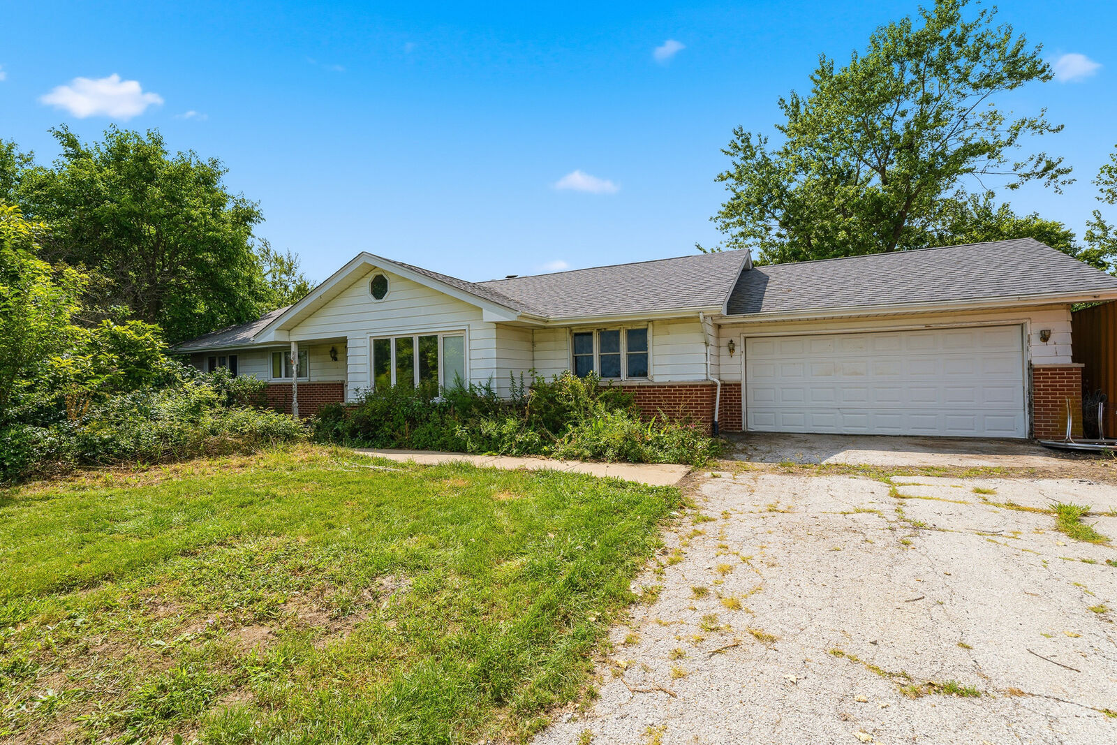 Property Photo: 30640 S Ashland Avenue IL 60401